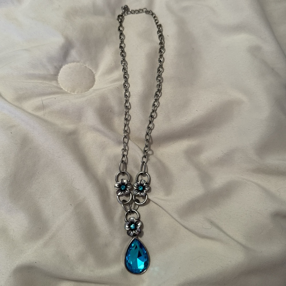 Elegant Blue Teardrop Necklace